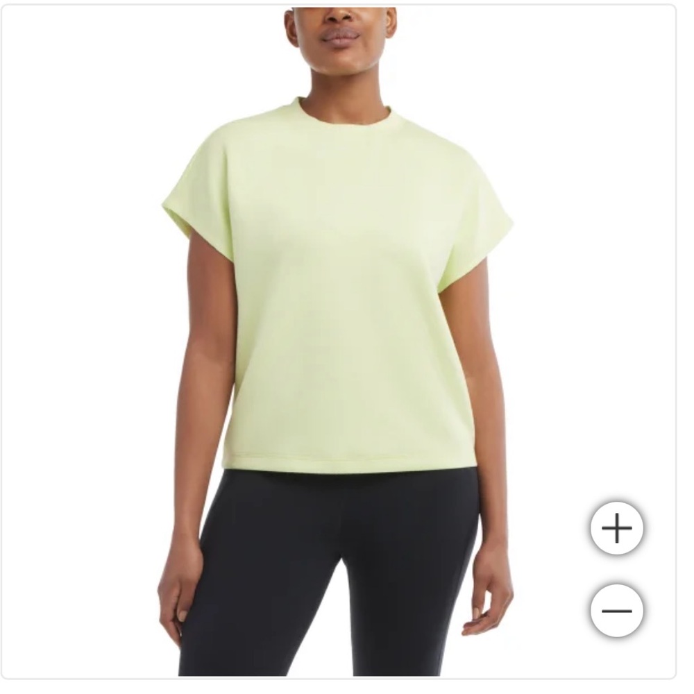 NWT Danskin Ladies' Green Ribbed Tee